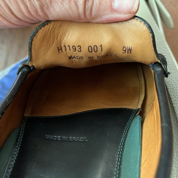 H.S.Trask Men’s Black Leather Tasseled Loafer Size 9 W. - Picture 5 of 7